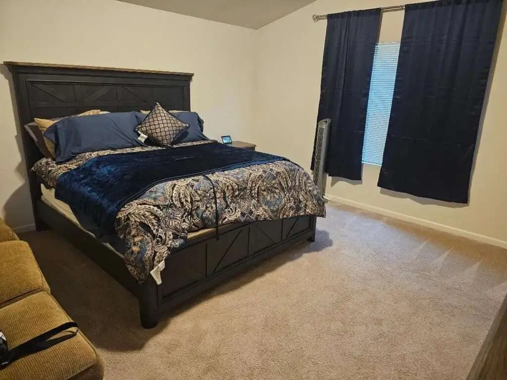 Kitchen and bathroom apartment cleaning in Alpharetta GA